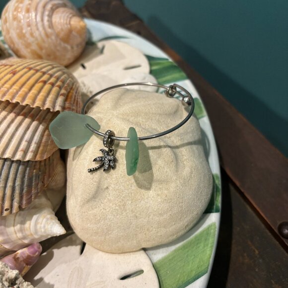 Seafoam Green Authentic Sea Glass Stainless Steel Bangle Bracelet w/Palm Tree - Picture 3 of 3